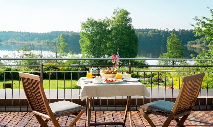 Pelham Apartamento | Apartamento-estudio "See-Lodge" con vistas al lago, terraza privada y Wi-Fi