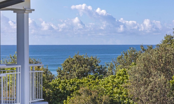 Northern Rivers Apartamento | Studio Apartment with Partial Ocean View + WIFI