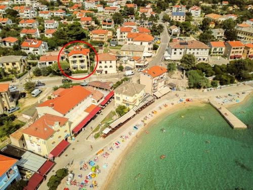 Baska Casa | Studio Apartments Cavrak with Terrace