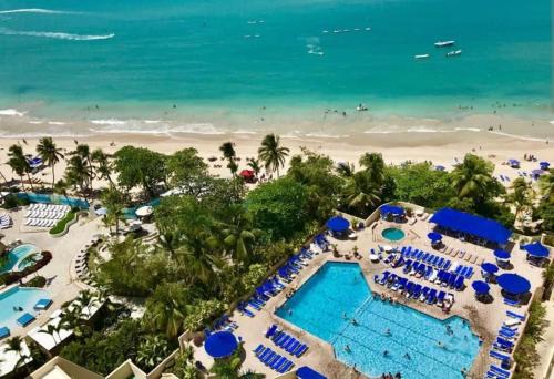 Isla Verde Apartamento | Studio at ESJ - Beach & Dining
