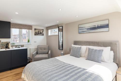 Edgware Apartamento | Studio at Tube Station Sleeps 3 Private Bathroom shared Kitchen 4