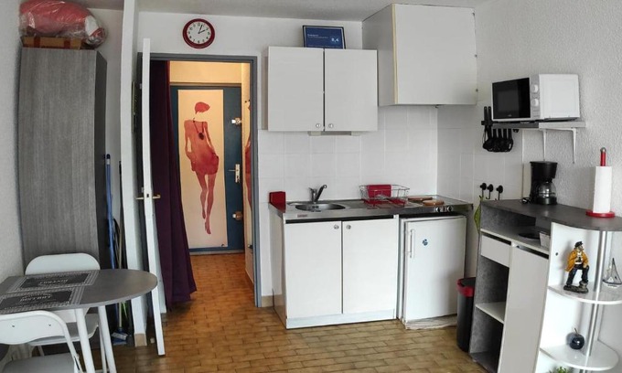 Le Grau-Du-Roi Apartamento | Studio avec Piscine - Proche mer - 27m2