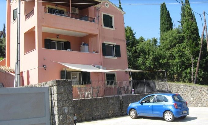 Corfu Town Apartamento | Studio B