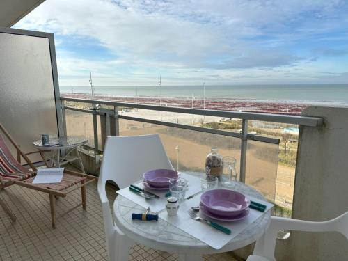 Notre-Dame-de-Monts Apartamento | Studio bord de mer, balcon, animaux bienvenus, parking - Notre-Dame-de-Monts - FR-1-540-315