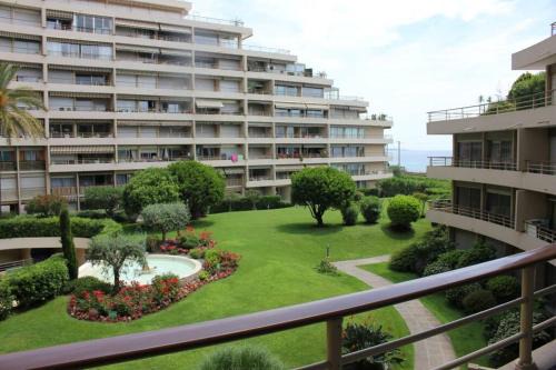 Cannes La Bocca Apartamento | Studio bord de mer