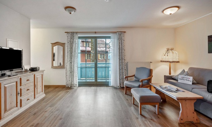 Oberaudorf Apartamento | Estudio 'Brünnstein-Zimmer 40' con vistas a la montaña, jardín compartido y Wi-Fi