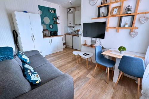 Villeneuve-Saint-Georges Apartamento | Studio chic & cosy, RER D, Orly 15min