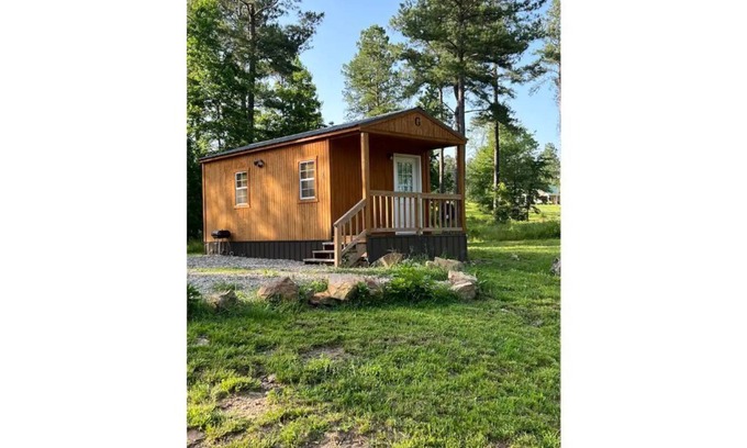 Kirby Cabina | Studio Cabin – Pet-Friendly Retreat Near Lake Greeson & Kirby Landing Marina