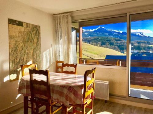 Villard-de-Lans Apartamento | Studio cabine 33m² avec balcon au centre du village - FR-1-515-68