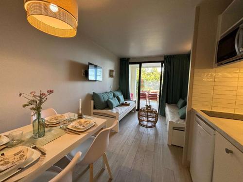 La Croix des Gardes Apartamento | Studio cabine 5 pers, piscine, tennis, parking - Cannes la Bocca - FR-1-609-102