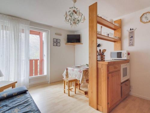 Esquieze-Sere Apartamento | Studio Cabine pour 6 pers avec Balcon, Parking et Wifi - Esquièze-Sère - FR-1-402-30