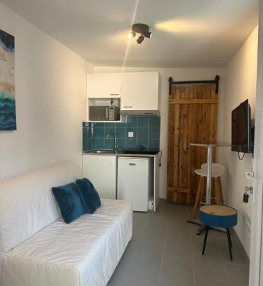 Aulnay-sous-Bois Apartamento | Studio calme et central