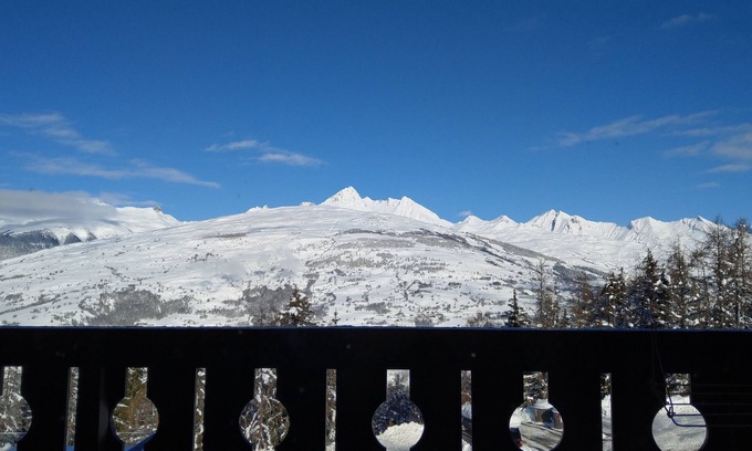 Bellentre Apartamento | Studio center resort beautiful view Les Coches La Plagne Paradiski