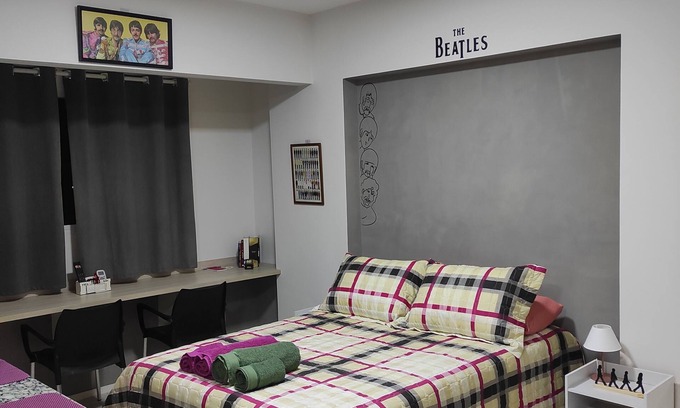 Araraquara Apartamento | Studio Central em Araraquara Para até 3 Adultos - Espaço Beatles