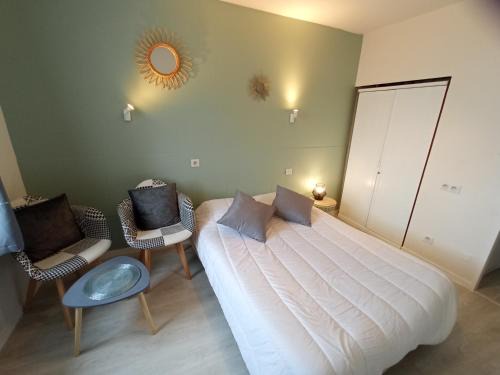 Rochefort Apartamento | Studio confort proche cure et port de plaisance