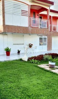 Point d'Or Apartamento | Studio confortable aux Abymes, 28 m², proche des plages.