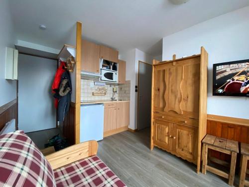 Montalbert Apartamento | Studio cosy, accès direct pistes, proche commodités - FR-1-181-2505