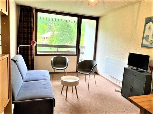 La Salle-les-Alpes Apartamento | Studio cosy avec coin montagne, proche télésiège et commerces, parking privé, retour ski direct! - FR-1-330F-187