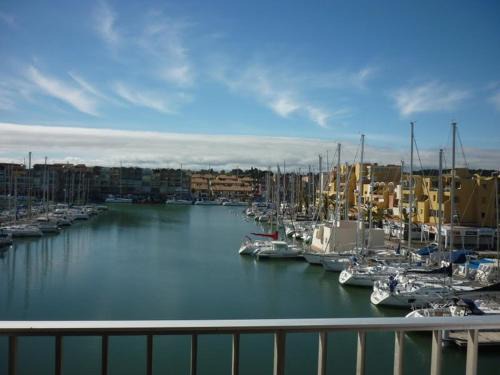 Port Rive Gauche Apartamento | Studio cosy avec loggia et parking privé - Proche port et commerces - FR-1-784-19