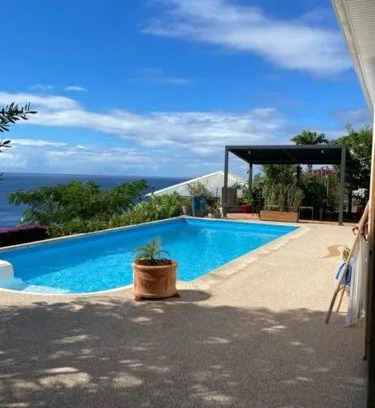Case-Pilote Apartamento | Studio cosy avec vue sur mer à Case-Pilote, 21 m², piscine