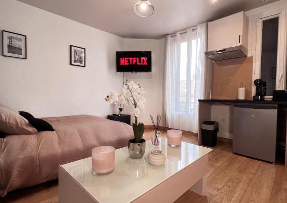 Soisy-sous-Montmorency Apartamento | Studio cosy proche du lac d'Enghien