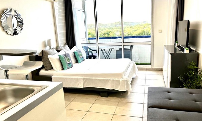 Pointe de la verdure Apartamento | Studio de standing au Gosier