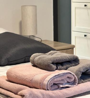Gosselies Apartamento | Studio Didine