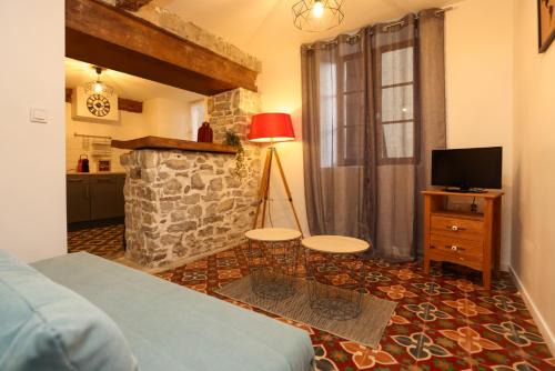 Carcassonne Apartamento | Studio du Charme Médiéval ConciergerieDameCarcas