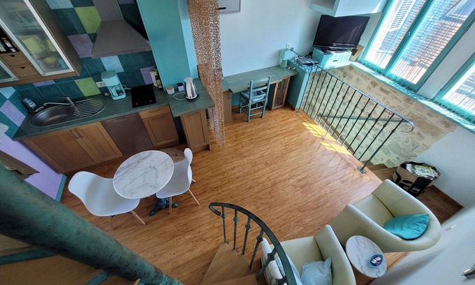 Milly-la-Foret Apartamento | Estudio-Estándar-Baño privado con bañera-Vista a la Ciudad-3 Star