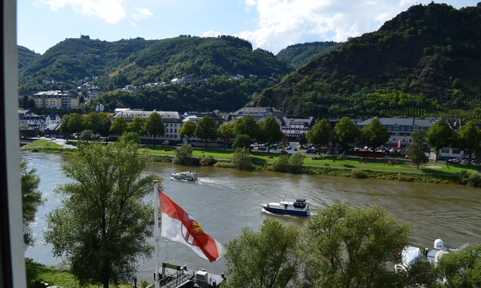 Cochem Apartamento | Estudio-Elbling-Vista al rio-Baño en la habitacion