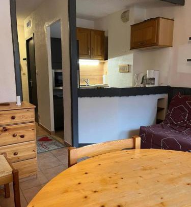 Bellevaux Apartamento | Studio en station avec 1 canapé-lit et 1 lit-superposé