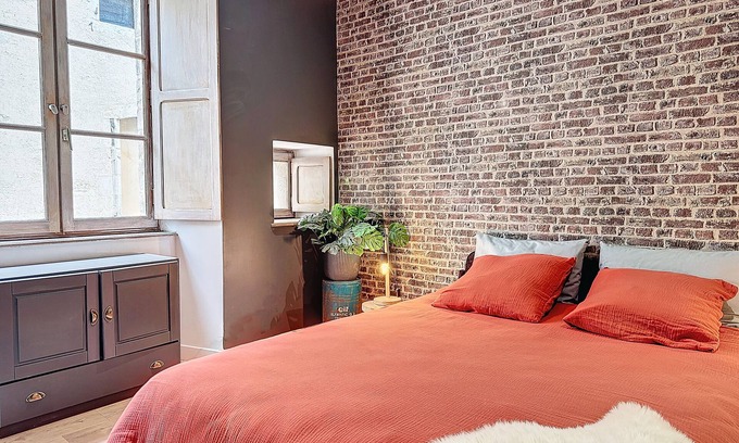 Villeneuve-de-Berg Apartamento | Studio "evasion Ardéchoise"