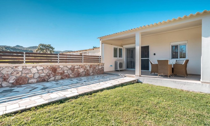 Fanai Apartamento | Estudio 'Fanes 3' con vistas a la montaña, Wi-Fi y aire acondicionado