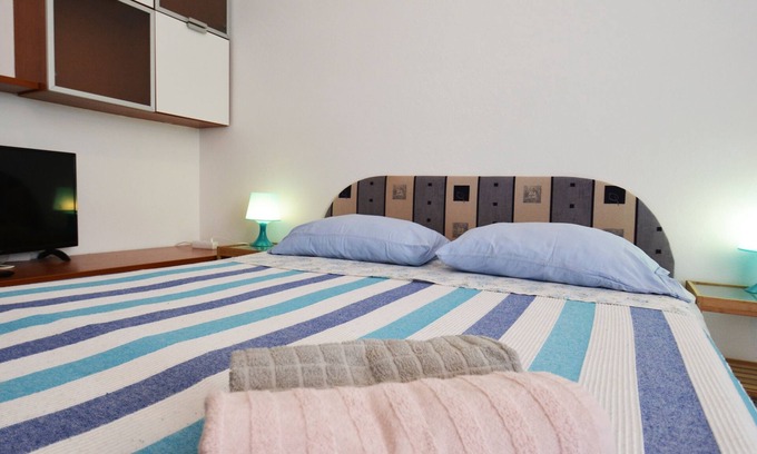 Island Dugi Otok Apartamento | Apartamento-estudio en la playa Zaglav, Dugi otok (AS-8170-a)
