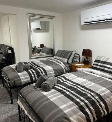Merthyr Tydfil Apartamento | Studio Flat Twin - Town Centre
