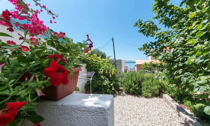 Blato Apartamento | Apartamento-estudio con terraza y vista al mar Zivogosce - Blato, Makarska (AS-1057-c)