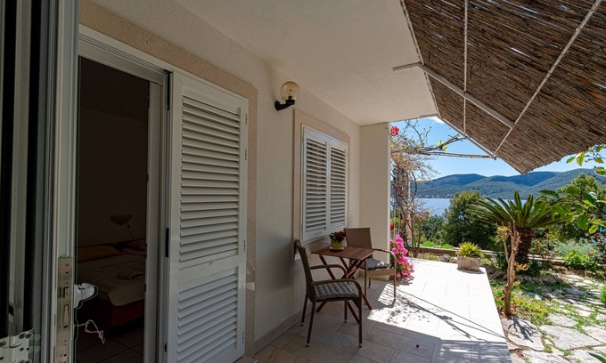 Viganj Apartamento | Apartamento-estudio con terraza y vista al mar Viganj, Peljesac (AS-19391-a)