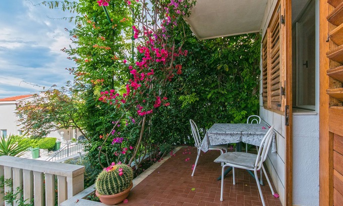 Brela Apartamento | Apartamento-estudio con terraza y vista al mar Brela, Makarska (AS-2752-a)