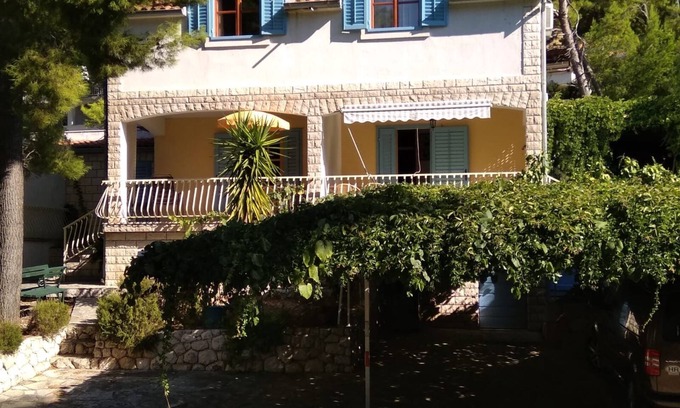 Ivan Dolac Apartamento | Apartamento-estudio con una terraza Ivan Dolac, Hvar (AS-8711-a)