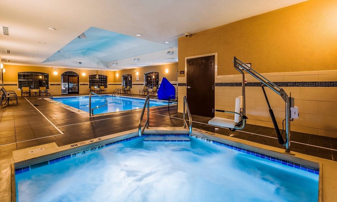 Bismarck Apartamento | Studio | Free Daily Breakfast + Indoor Pool