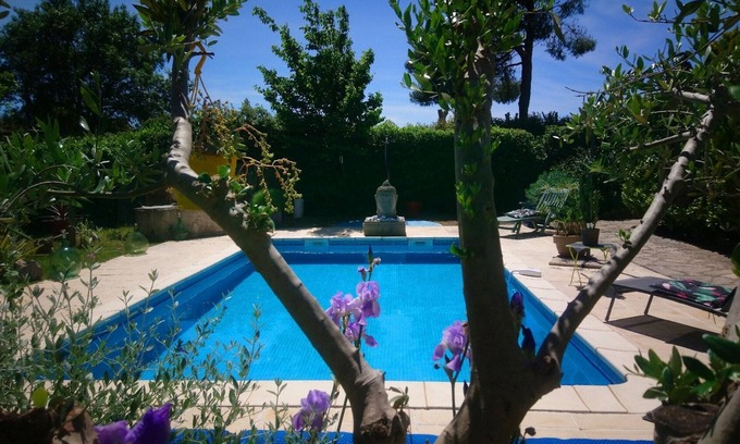 Montady Apartamento | ESTUDIO LLENO DE ENCANTO Y BRILLANTE PISCINA "ENTRE LA TIERRA Y EL MAR", JARDÍN DEPORTIVO.