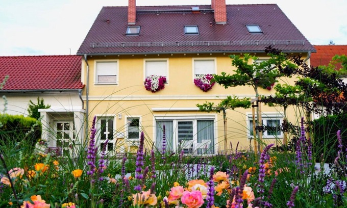 Hoyerswerda Apartamento | Studio, Germany
