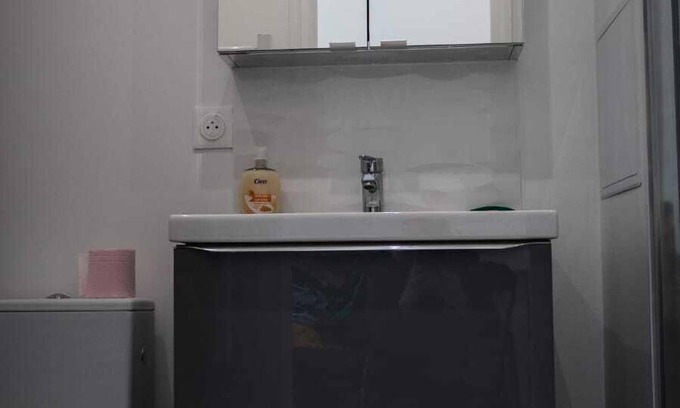 Arpajon Apartamento | casa estudio, nueva, limpia, tranquila zona suburbana.