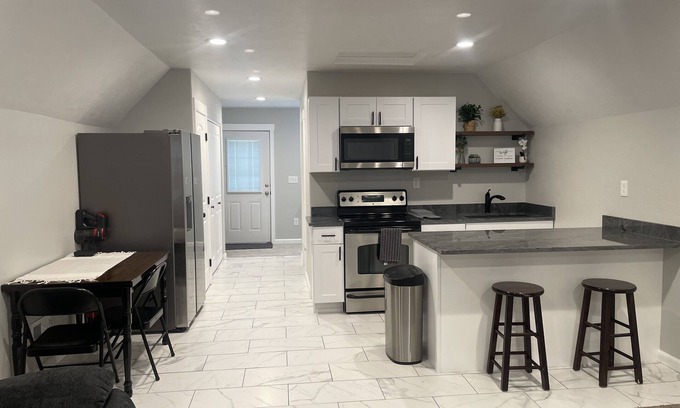 Clinton Apartamento | Studio Housing by Creek