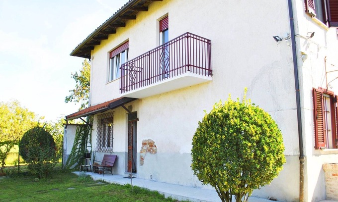 Moncucco Torinese Casa | Estudio en Astigiana con vino y vistas