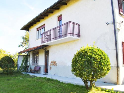 Moncucco Torinese Casa | Studio in Astigiana Hills with Wine & Views