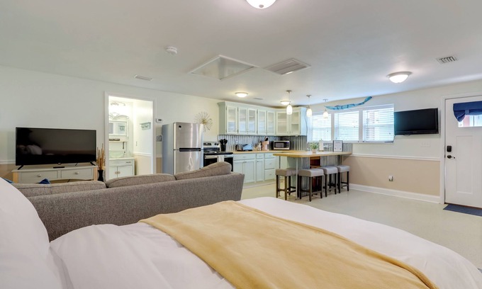 Avondale Apartamento | Studio in Historic Avondale: Walkable Paradise!