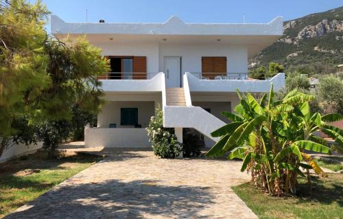 Troizinia Apartamento | Studio in Villa in Kalloni direkt am Meer