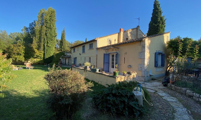 Tarascon Apartamento | Studio Indépendant au Calme Avec Piscine