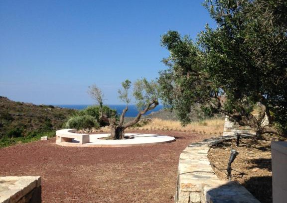 Kithira Casa | Studio Julie
